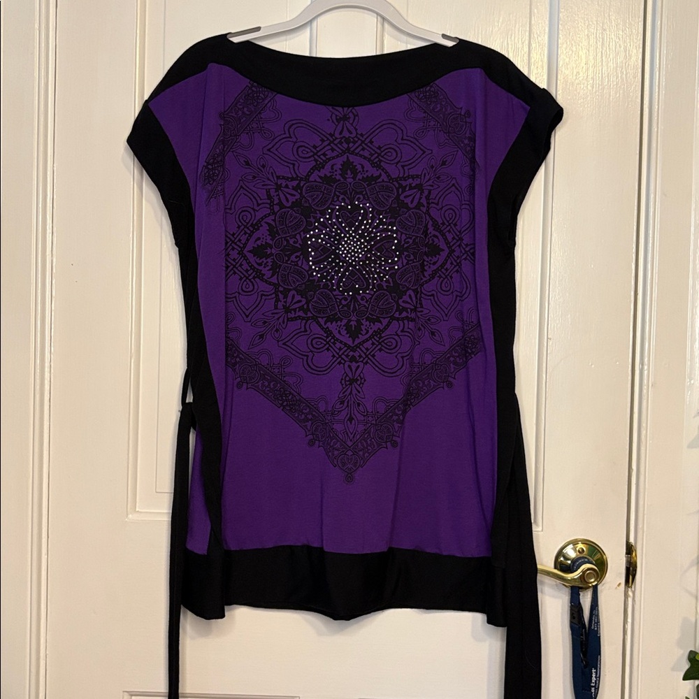 Boat Neck Purple & Black Graphic Top
